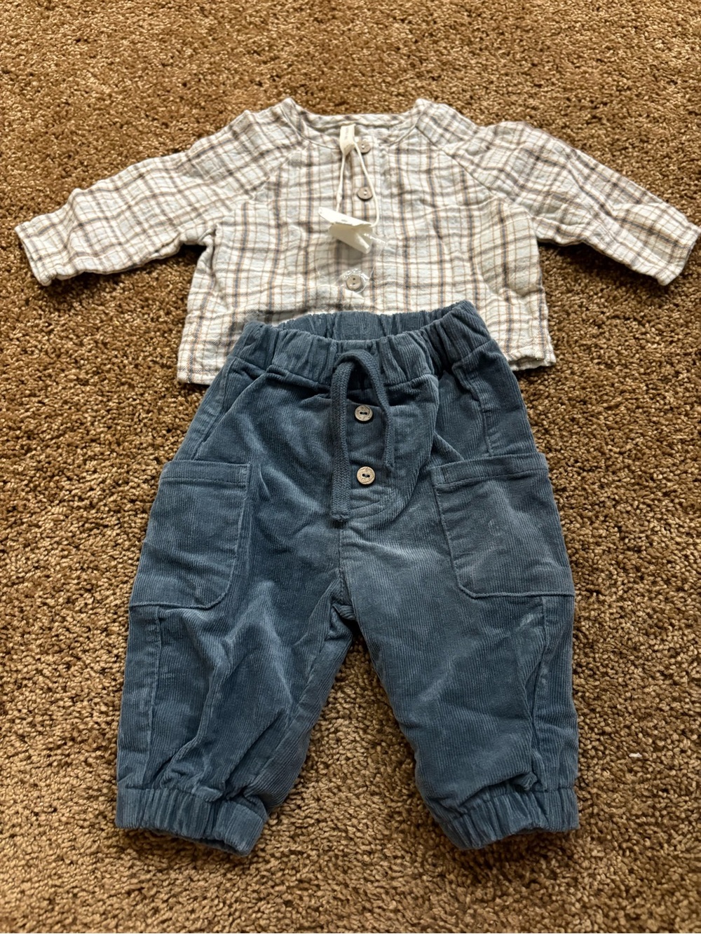 NWT Quincy Mae Two Piece Set 0-3 months